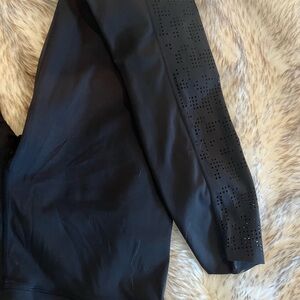 Varley ❤️‍🩹 Laser Cut Black Legging Cutouts small
